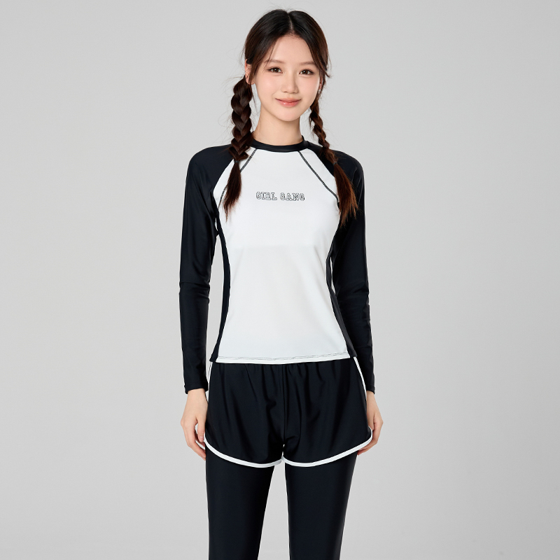 ชุดว่ายน้ำเด็กผู้หญิงแบบ Rash  - Rash Guard บทวิจารณ์และราคา